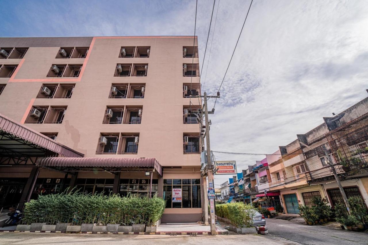 Pasawang Hotel Hat Yai Exterior foto